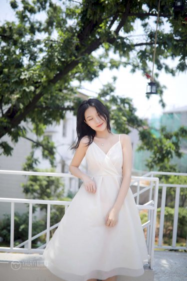 情欲隔墙花